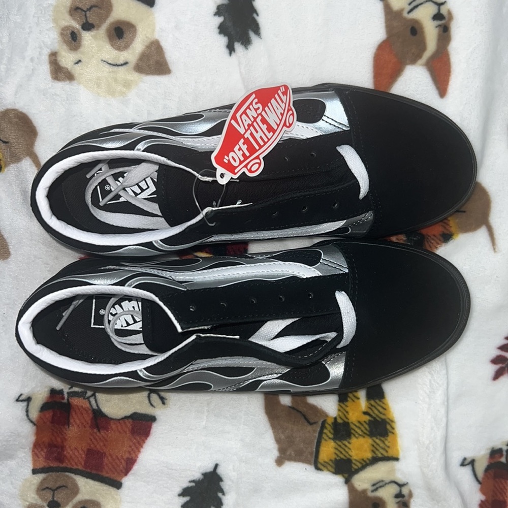 Brand new Vans - Picture 2 of 8